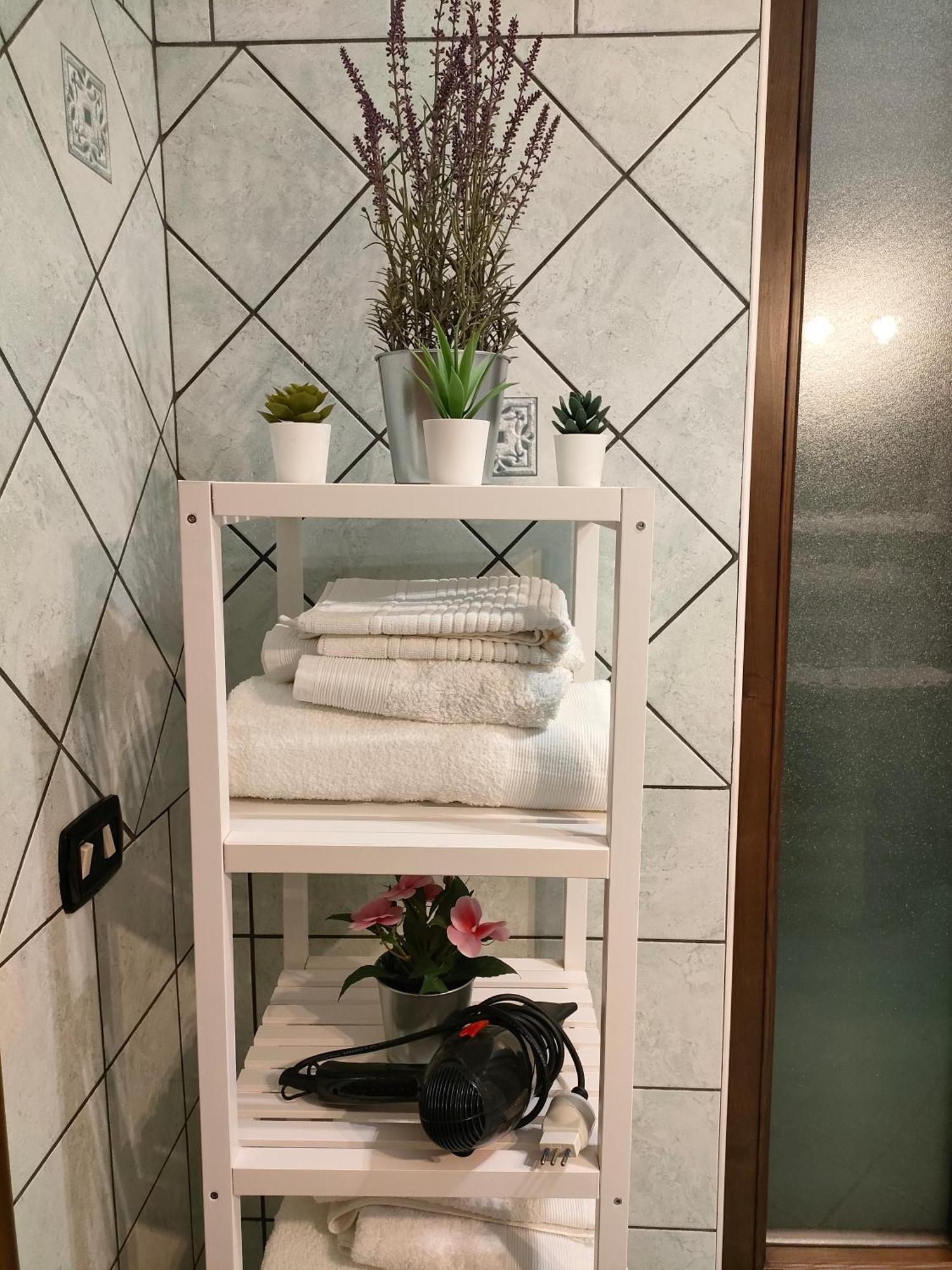 דירות קסטלמרה די סטביה Lilla Housing מראה חיצוני תמונה