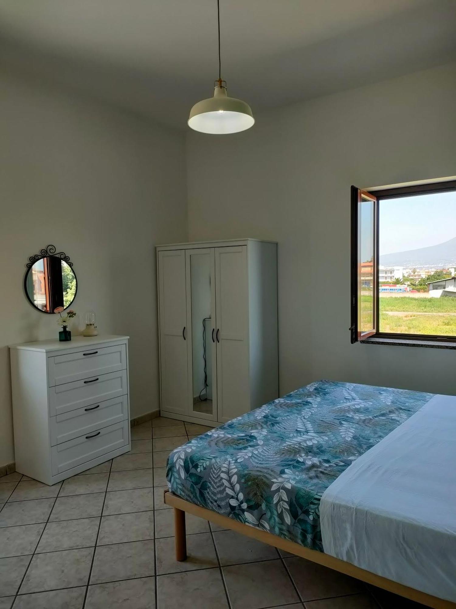 דירות קסטלמרה די סטביה Lilla Housing מראה חיצוני תמונה